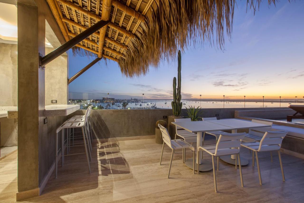 Malecon 1680 Hotel La Paz Exterior photo